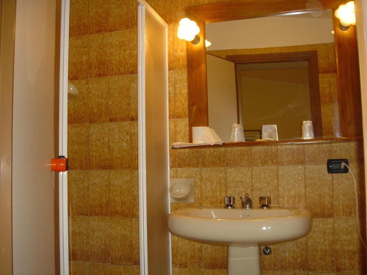 Malaspina Hotel & Resort Bosa Eksteriør billede
